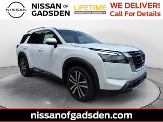 New 2025 Nissan Pathfinder Platinum image 1