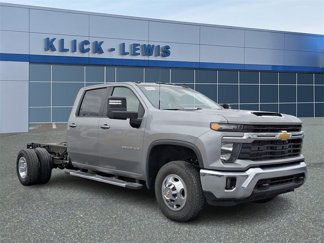 New 2025 Chevrolet Silverado 3500 LT w/ Convenience Package image 1