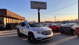 Used 2019 GMC Acadia SLT w/ LPO, Cargo Package image 1