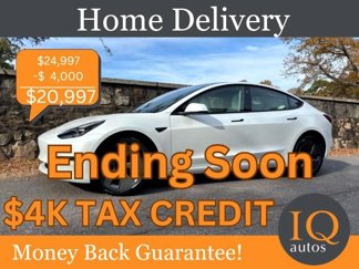 Used 2023 Tesla Model 3 Standard Range image 1