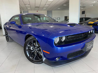 Used 2022 Dodge Challenger R/T w/ Plus Package image 1