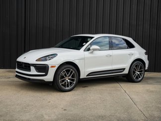 Certified 2024 Porsche Macan image 1