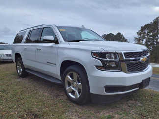 Used 2017 Chevrolet Suburban LT image 1