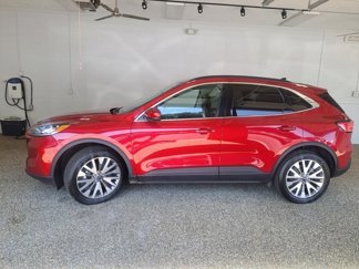 Used 2021 Ford Escape Titanium image 1