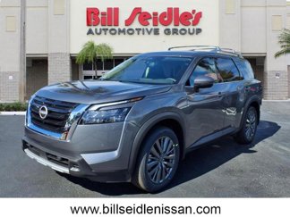 New 2025 Nissan Pathfinder SL w/ SL Premium Package image 1