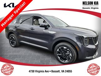 New 2025 Kia Sorento S image 1