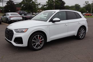 Used 2024 Audi Q5 e Premium Plus w/ Premium Plus Package image 1
