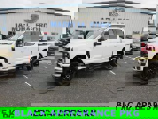 New 2026 Ford F350 XLT image 1