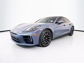 Certified 2025 Porsche Panamera image 1