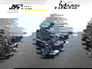 Used 2024 Kia Sorento S image 1