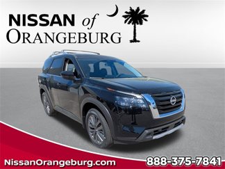 New 2025 Nissan Pathfinder SL image 1