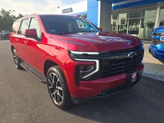 Used 2025 Chevrolet Suburban RST w/ Comfort Package image 1