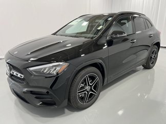 New 2025 Mercedes-Benz GLA 250 4MATIC image 1
