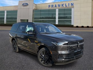 New 2025 Lincoln Navigator Reserve image 1
