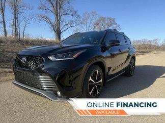 Used 2021 Toyota Highlander XSE image 1