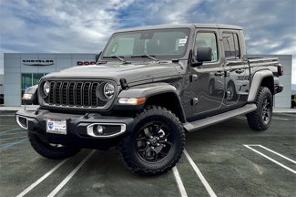 New 2025 Jeep Gladiator Sport image 1