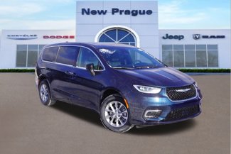 New 2025 Chrysler Pacifica Select image 1