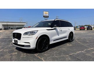 Used 2023 Lincoln Aviator Reserve w/ Equipment Group 201A image 1