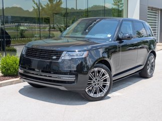 New 2025 Land Rover Range Rover SE image 1