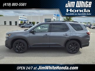 New 2025 Honda Pilot Black Edition image 1
