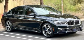 Used 2018 BMW 750i image 1