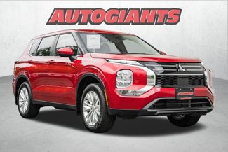 New 2025 Mitsubishi Outlander ES image 1