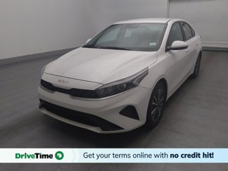 Used 2023 Kia Forte LXS image 1
