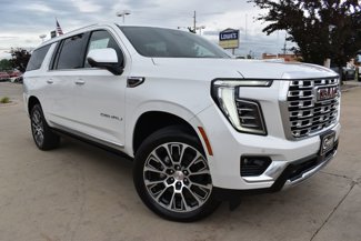 New 2025 GMC Yukon XL Denali image 1