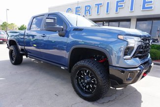 Used 2025 Chevrolet Silverado 2500 LT w/ Trail Boss Package image 1