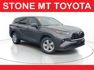 Certified 2023 Toyota Highlander L image 1
