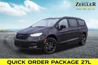New 2026 Chrysler Pacifica Select w/ S Appearance Package image 1