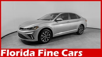 Used 2025 Volkswagen Jetta S image 1