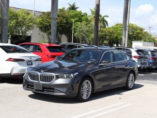 Used 2025 BMW 530i image 1
