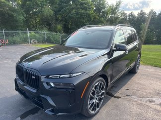 New 2025 BMW X7 M60i image 1