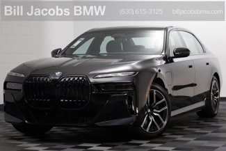 New 2026 BMW 750e xDrive image 1