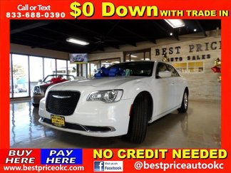 Used 2017 Chrysler 300 Limited image 1