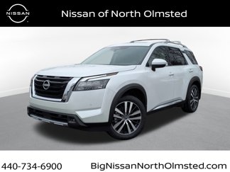New 2025 Nissan Pathfinder Platinum image 1