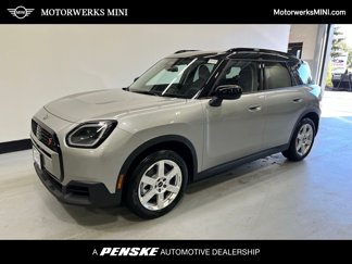 Used 2025 MINI Cooper Countryman S image 1