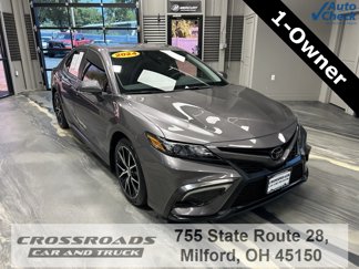 Used 2024 Toyota Camry SE image 1