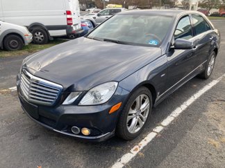 Used 2011 Mercedes-Benz E 350 BlueTEC Sedan image 1
