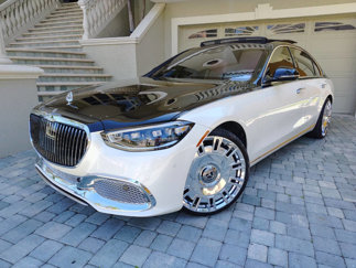 Used 2022 Mercedes-Benz S 580 4MATIC Sedan w/ Rear Seat Package image 1