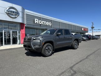 New 2025 Nissan Frontier SL image 1