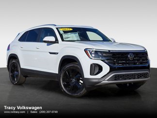 New 2025 Volkswagen Atlas Cross Sport SE image 1