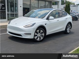 Used 2023 Tesla Model Y Long Range image 1