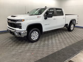 Used 2024 Chevrolet Silverado 2500 LT image 1