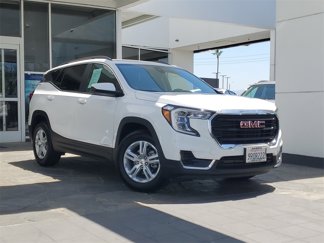 New 2024 GMC Terrain SLE w/ Driver Convenience Package image 1