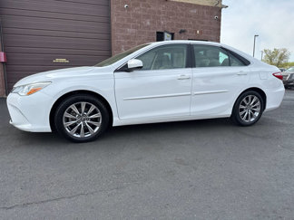 Used 2016 Toyota Camry XLE image 1
