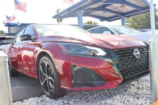 Used 2023 Nissan Altima 2.5 SR image 1