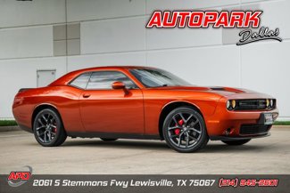 Used 2022 Dodge Challenger SXT w/ Blacktop Package image 1