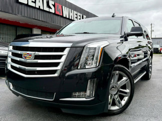 Used 2019 Cadillac Escalade ESV Luxury image 1